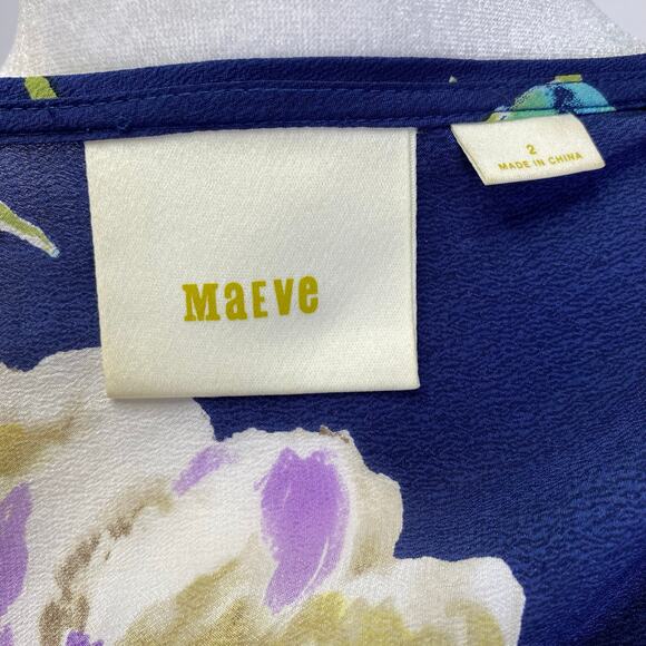 MAEVE Anthropologie Gardenia 100% Silk Blue Floral Flutter Sleeve Blouse Sz 2 - Picture 4 of 11